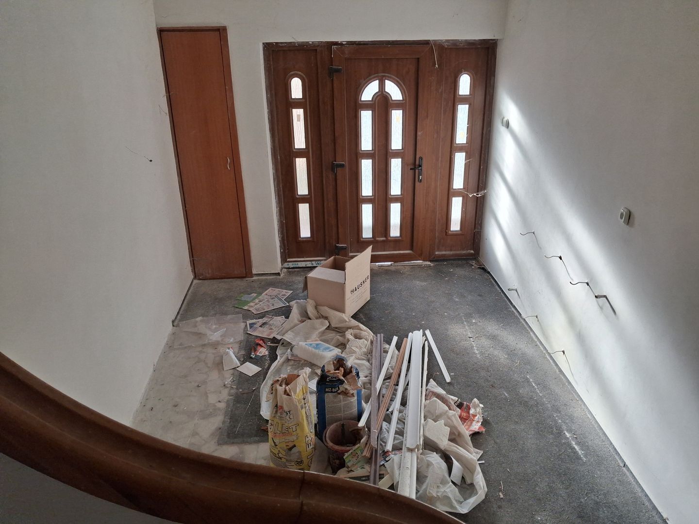 Casa RENOVATA partial 8 cam 6 ari 550mp garaj ANA IPATESCU. - Poză 25