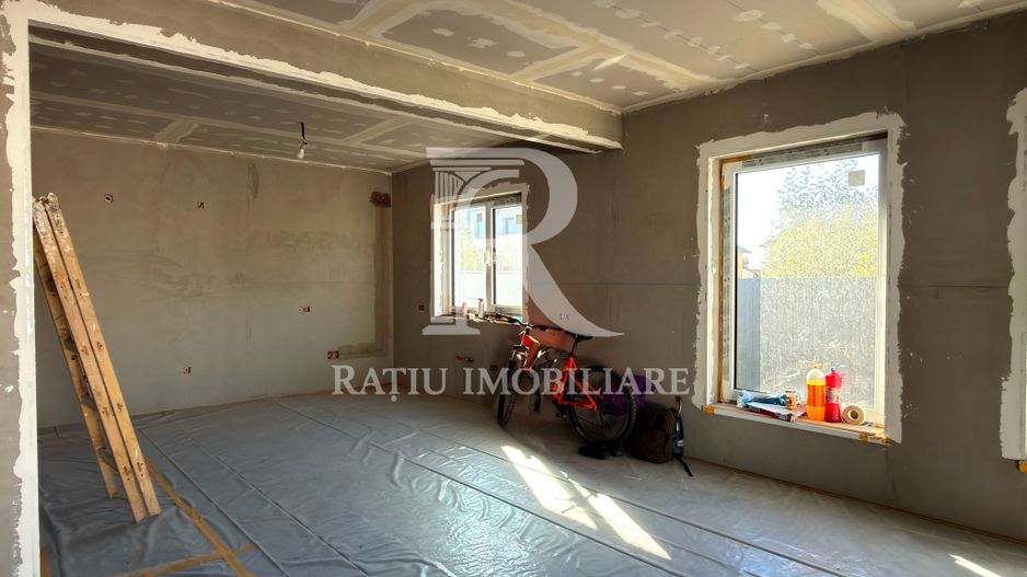 Casă 4 camere | Terasă | Curte | Sântandrei - Poză 8