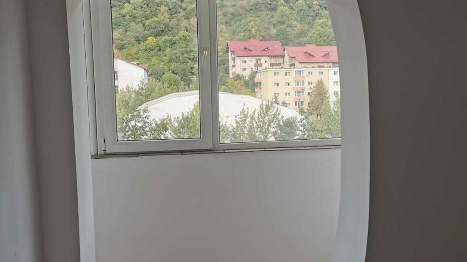 Racadau, apartament cu priveliste, liber la vânzare - Poză 2