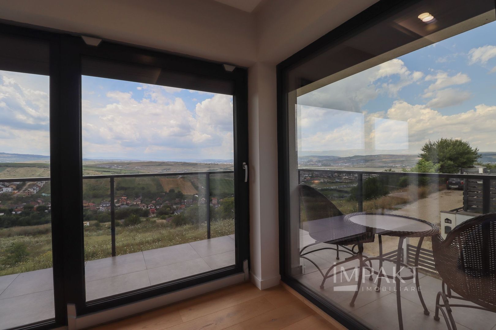 Casa individuala superba, amenajata in stil scandinav Dezmir COMISION 0% - Poză 31