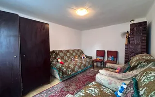 Vanzare case și anexa, teren 790 mp – ideală pentru familie -Doicesti - Poză 19