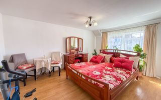 Casa individuala, Cartier Europa, retrasa de la strada principala! - Poză 9