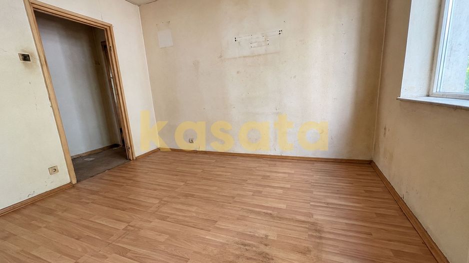 3 camere | Etaj 1 | 2 băi | 2 debarale | Decomandat | Zona Vitan - Poză 3