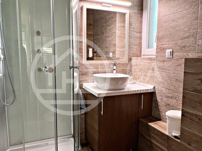 Casa de vanzare cu 5 camere in Santandrei, Oradea - Poză 6