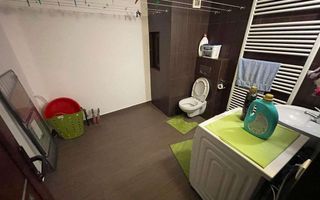 Vand casa semicentrala zona stadionului Olimpia - Poză 2