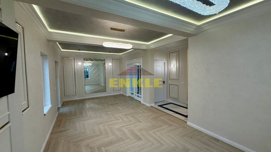 CASĂ P+1 DE VÂNZARE – CARTIER NOU, CURTEȘTI, BOTOȘANI - Poză 1