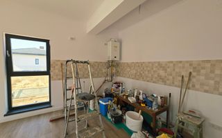 Casa parter-375mp teren-200m de autobuz-beci - Poză 4