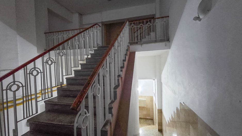 Apart 3 camere birouri stradal Bulevardul Unirii colt Nerva Traian - Poză 25