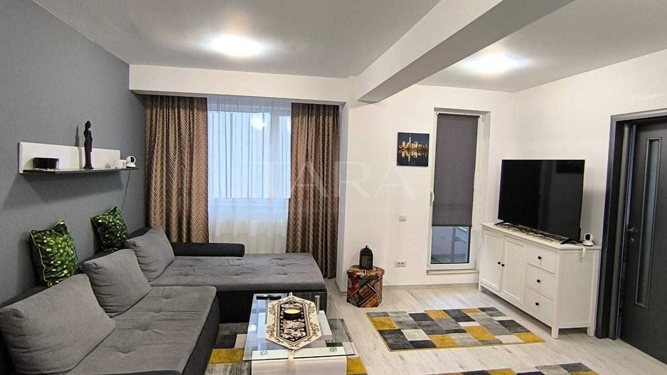 Apartament cu 3 camere, etaj 1, parcare inclusă, acces privat. - Poză 1