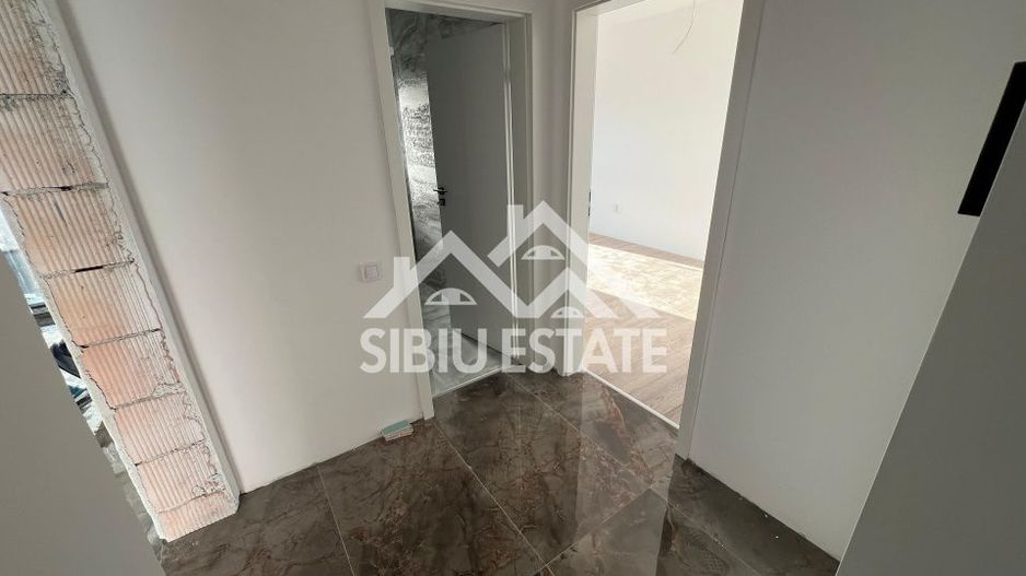 Apartament 3 camere FINISAT LA CHEIE  ,Doamna Stanca parcare inclusa - Poză 6