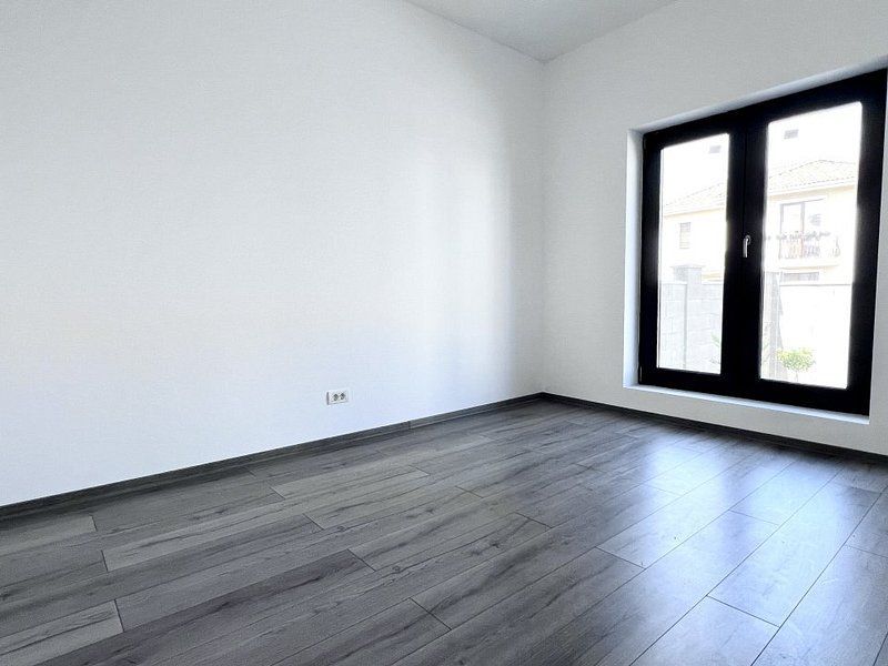 Duplex 5 camere, zona liniștită - Socar -  Dumbrăvița - Poză 10
