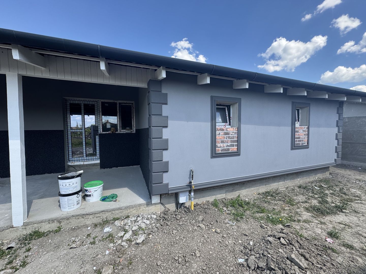 Casa Individuala Sanmihaiu Roman,Parter,4 Camere,2Bai,Toate Utilitatile - Poză 4