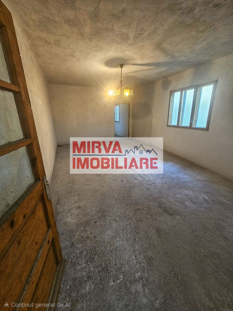 Exclusivitate! Casă cu teren generos în Sat Olteni, Com.Teișani - Poză 31