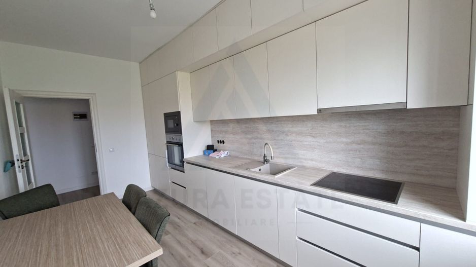 Apartament lux prima inchiriere 3 camere 76mp utili si boxa Selimbar - Poză 7