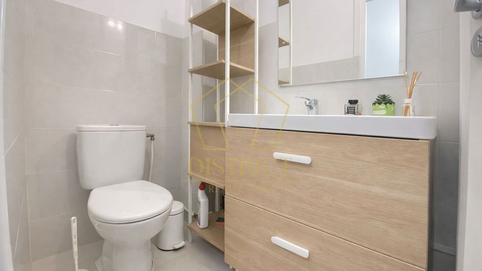 Apartament superb cu 3 camere | Soarelui - Poză 12
