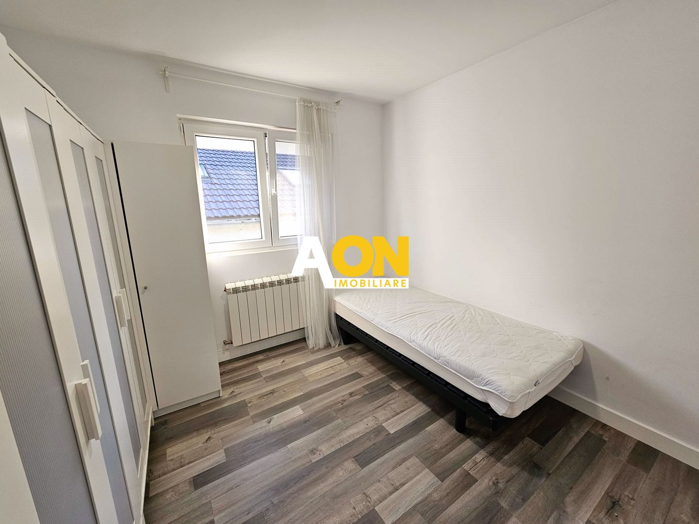 Casa tip insiruit, 5 camere, 2 bai, mobilata si utilata - Poză 12