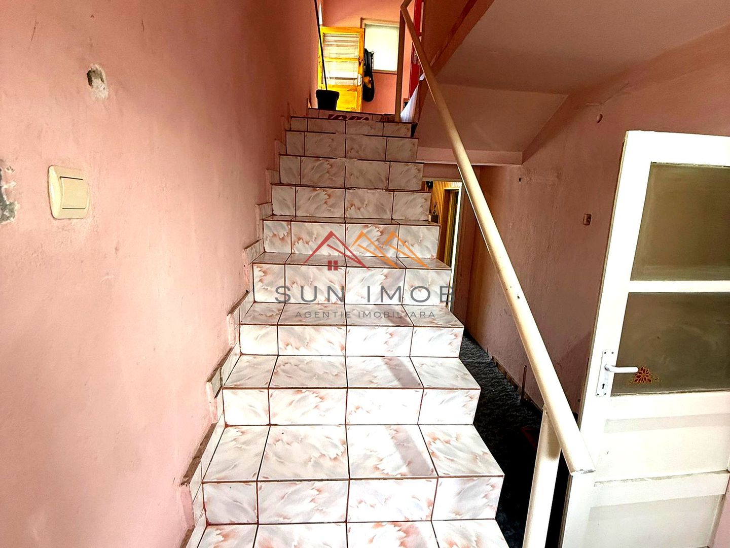 Casă P+1E cu teren generos de 697 mp, zona foarte buna Campina, PH - Poză 16