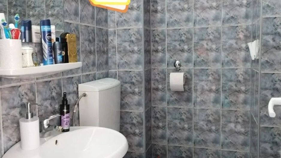 Apartament 3 camere, D.,2 bai, 65mp 135000euro Pacurari - Poză 7