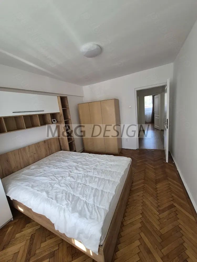 Apartament 3 camere zona Garii - Poză 2