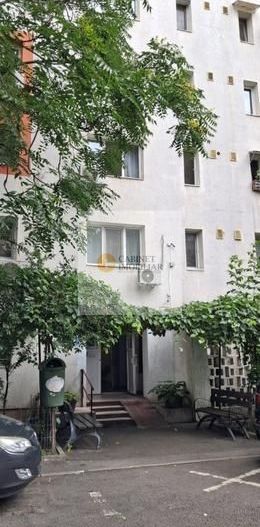 2 camere I Piata Victoriei I 1974 I Bloc anvelopat - Poză 7