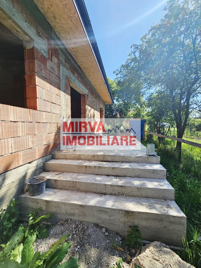 🏡 Casă la roșu cu 4 camere, 122 mp utili, teren 465 mp – Băicoi - Poză 5