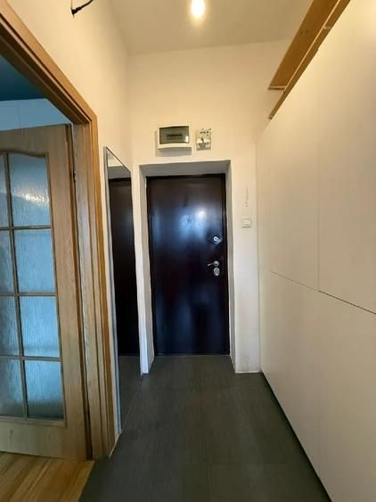 Apartament 2 camere Universitate, vedere panoramica, balcon,  2 min metrou - Poză 3