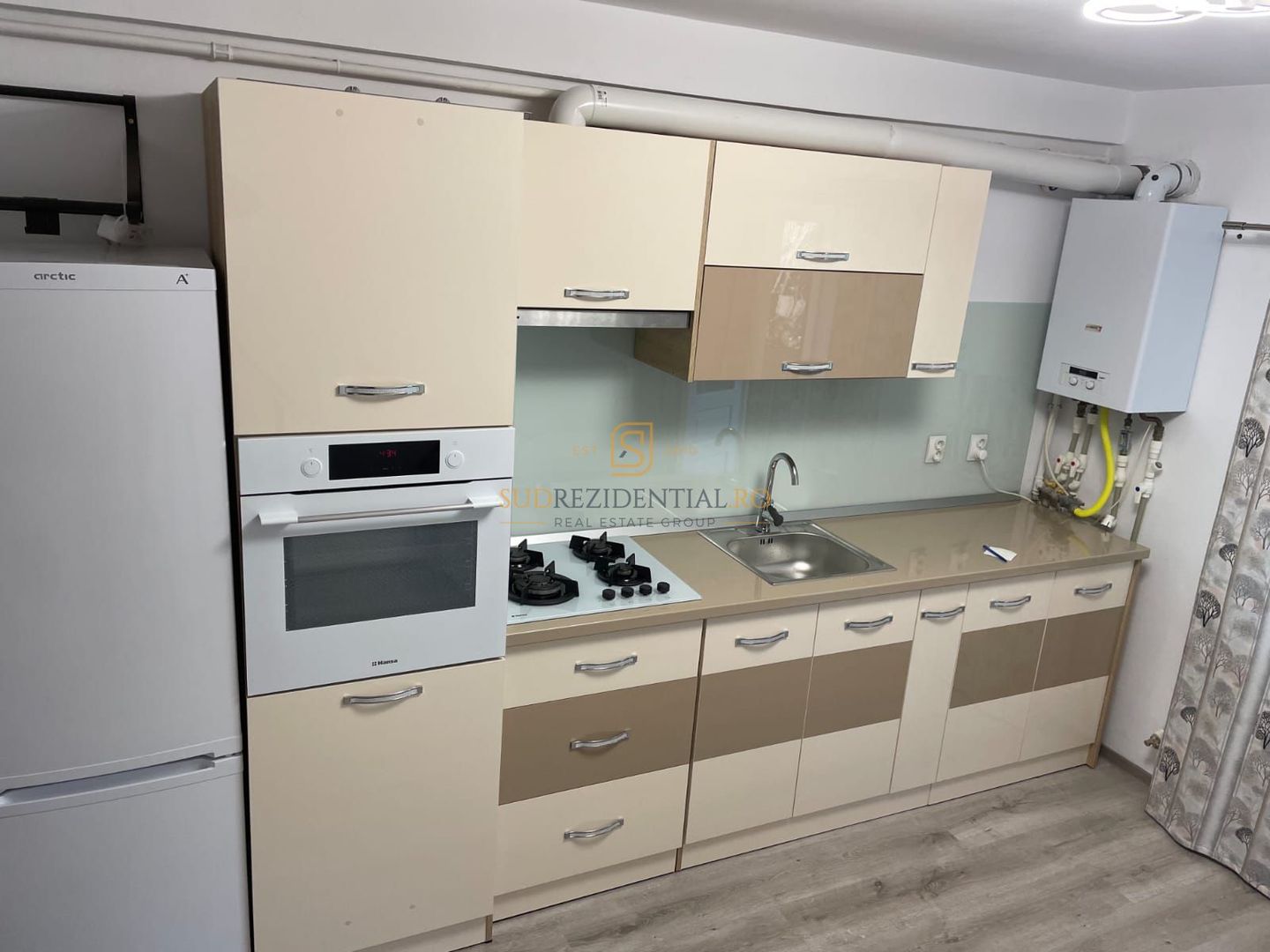 Apartament tip duplex, luminos, acces facil metrou Aparatorii Patriei - Poză 5
