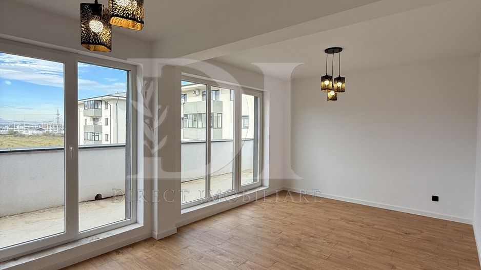 Apartament de vanzare/ Zona Terra / Floresti - Poză 3