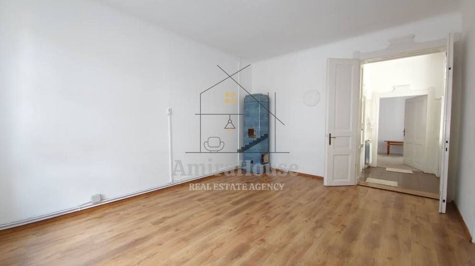 Casa alipita de inchiriat Gruia pt sediu firma, birou, locuinta - Poză 7