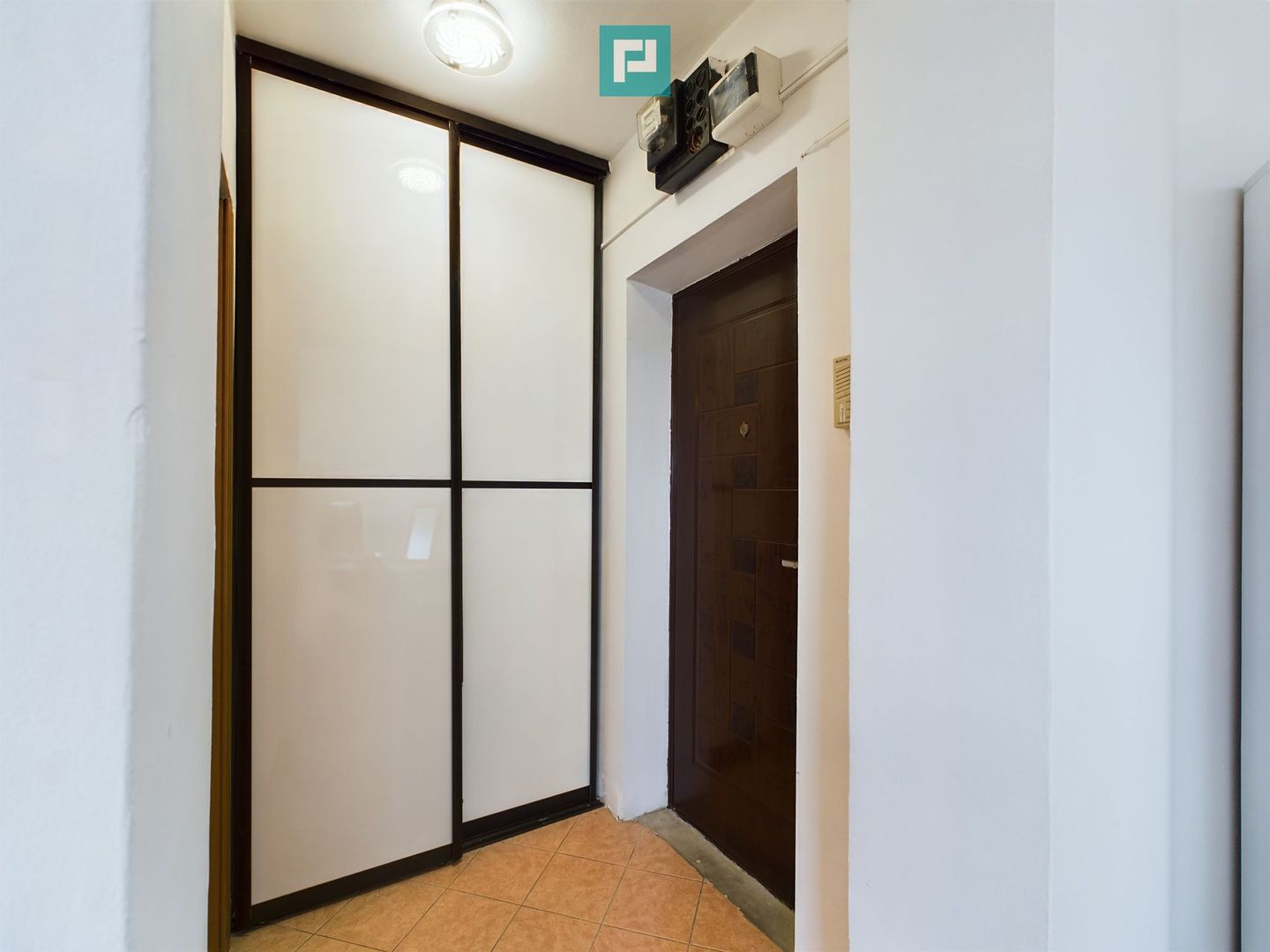 Apartament cu o cameră în zona Spitalului Județean - Poză 11