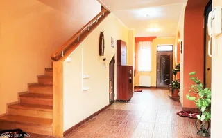 Ovidiu - Str. Nationala, Vila P+1E, teren 1094 mp, vedere la lac! - Poză 46
