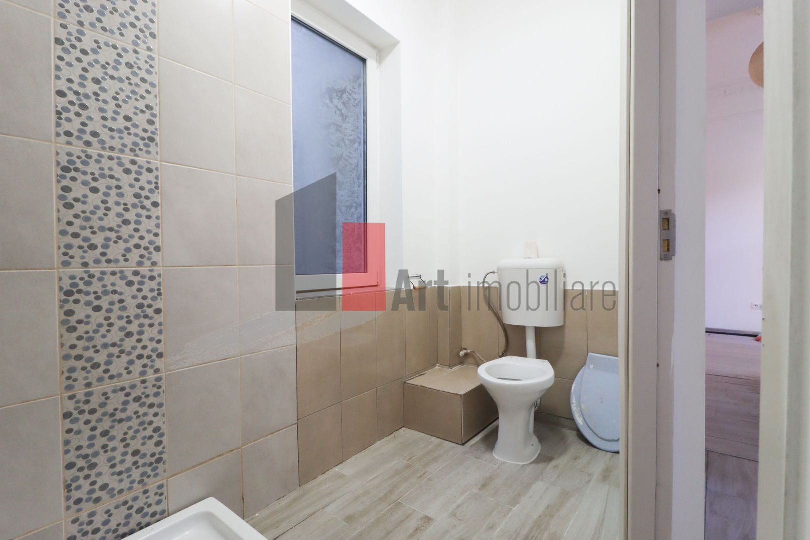 Apartamentul "REHEGUA" , stradal, bloc "REABILITAT" - Poză 20