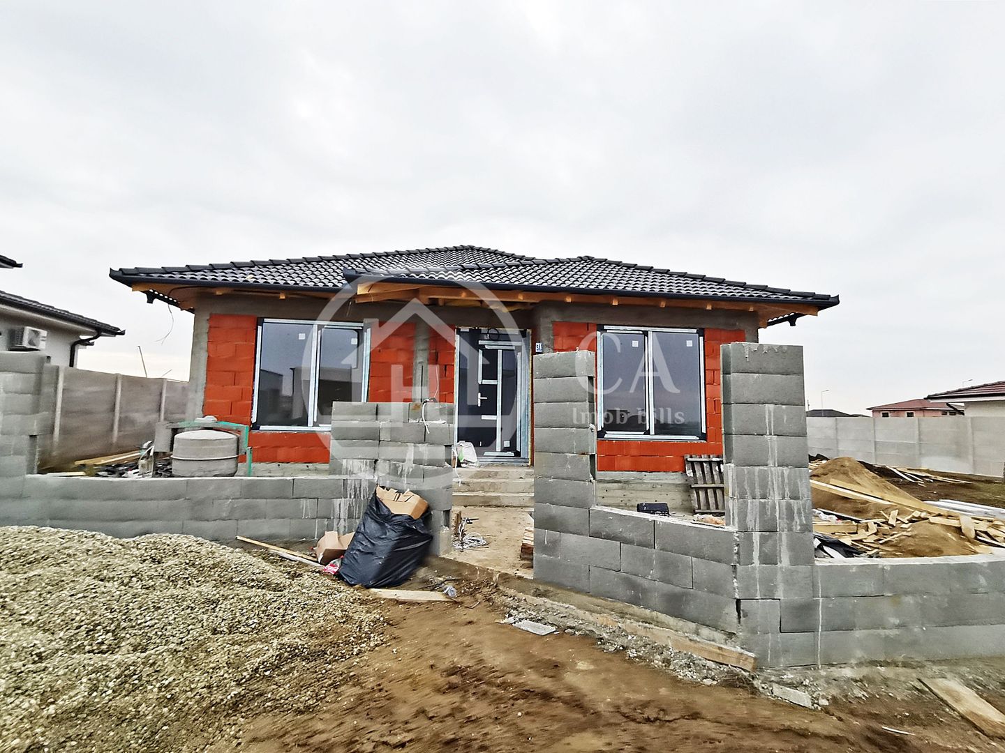 Casa de vanzare cu 4 camere in Oncea, Oradea - Poză 1