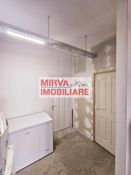 Vanzare hala +  casa  4 camere, in Albesti Paleologu - Poză 52