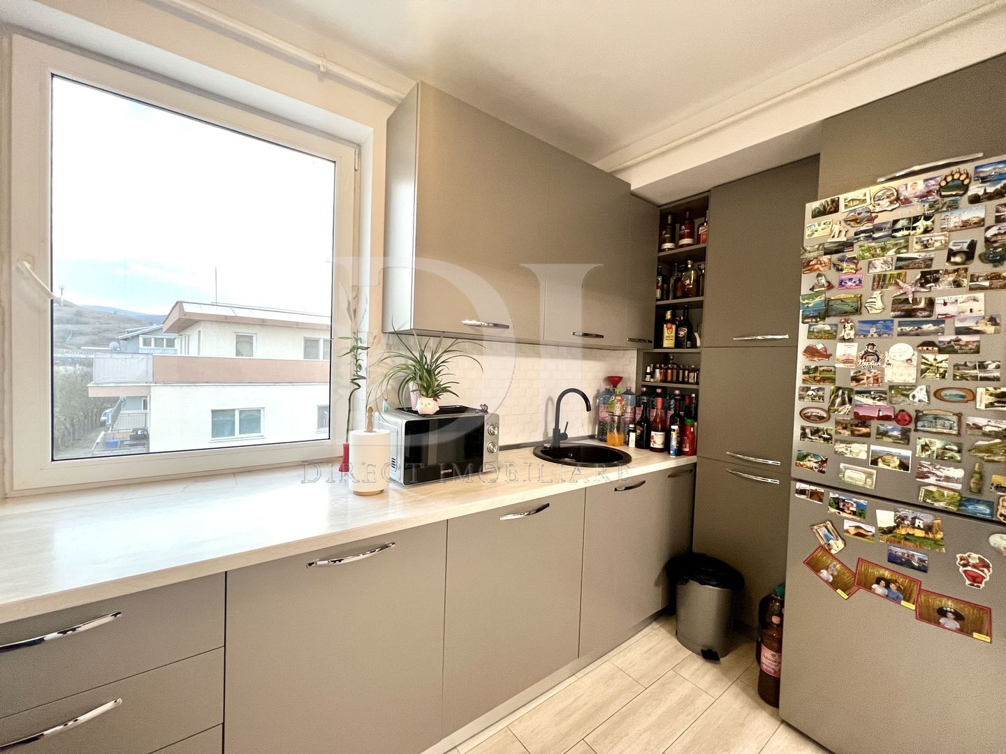 Apartament 3 camere / Parcare / Zona Eroilor - Poză 2