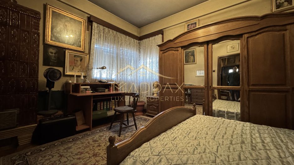 Vila cu 6 camere *310mp*  + Garaj // Primăverii - Poză 43