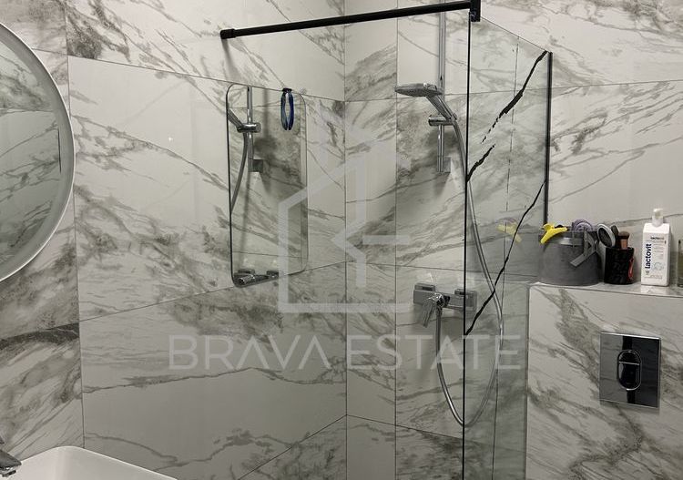 Apartament de vânzare,  55 mp , etaj 2 , zona Eroilor , Floresti - Poză 2