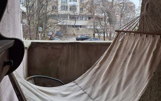 Apartament cu 2 camere , zona piata centrala - Poză 6
