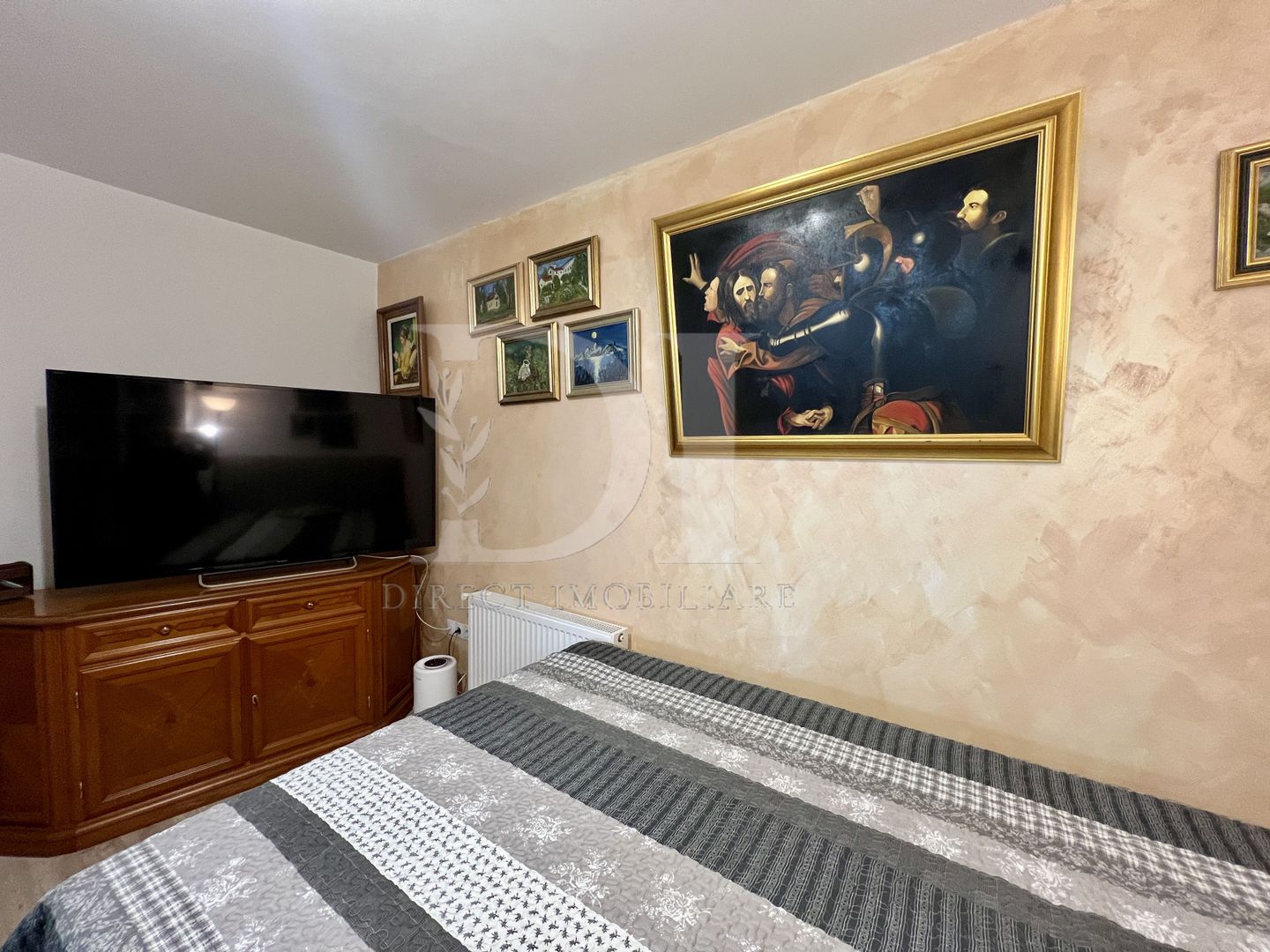 Apartament trei camere / Parcare / Zona Florilor - Poză 3