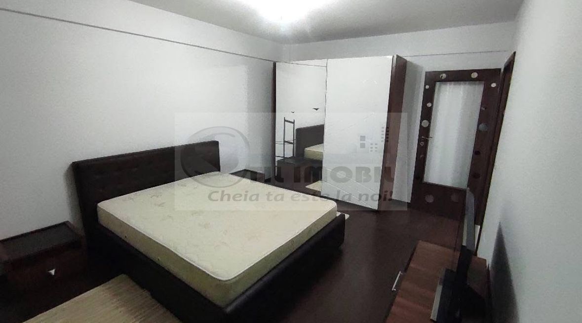 Apartament modern cu 2 camere si parcare - zona Nicolina - 400€ - Poză 1