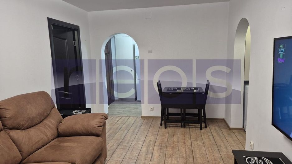 VANZARE APARTAMENT 3 CAMERE 50MP NICOLAE GRIGORESCU SALAJAN RENOVAT MOBILAT - Poză 2