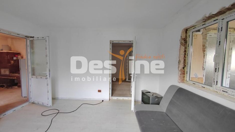 Casă cu teren generos în Dărmănești, DB– oportunitate pentru locuit/investitie - Poză 8
