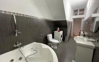 Casă pentru închiriere, 4 camere, zonă Gruia - Poză 11