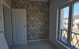 Duplex spatios cu garaj si pereti dublii - Poză 15