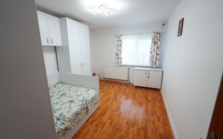 Oaza de liniste in Bariera Valcii – casa P+1 cu terasa, curte si acces securizat - Poză 29