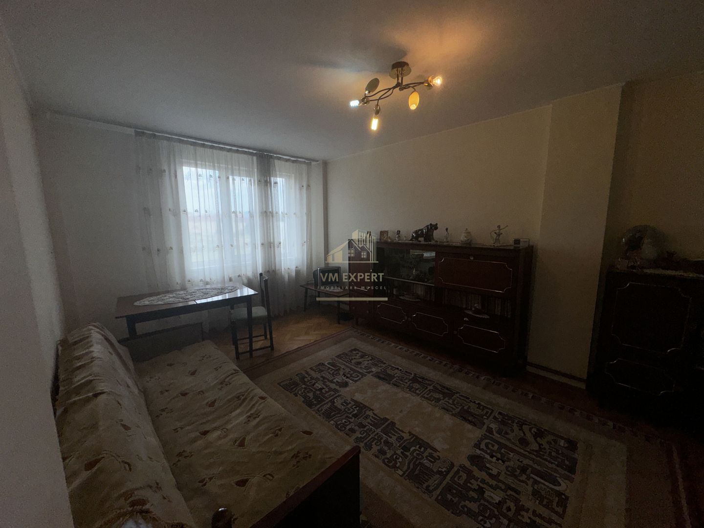 APARTAMENT 2 CAMERE, CAMPULUNG, ETAJ 3, GRUI - Poză 11