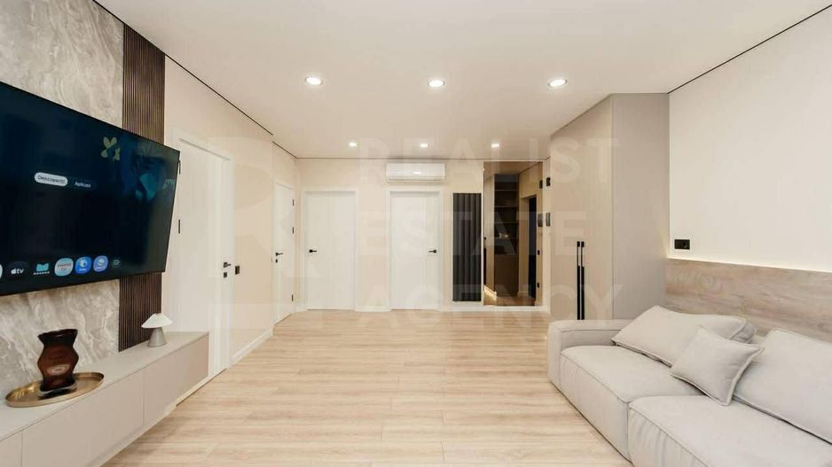 Vânzare, apartament, 3 camere, bd. Mircea cel Bătrân, Ciocana - Poză 1