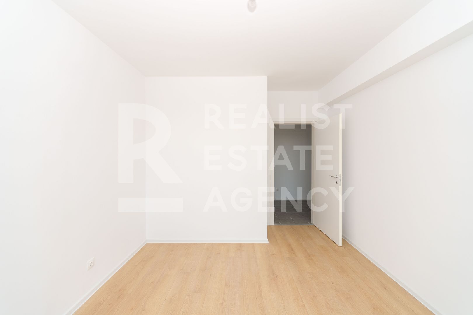 Vânzare, apartament cu 2 camere în zona Bucureștii Noi - Poză 6