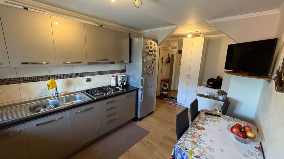 Apartament 2 camere, etaj 3 - Cugir - Poză 4