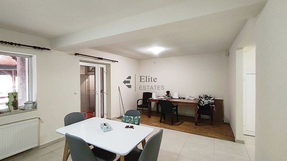 Casa cu 4 camere garaj si curte de 500 mp in Nojorid - Poză 3